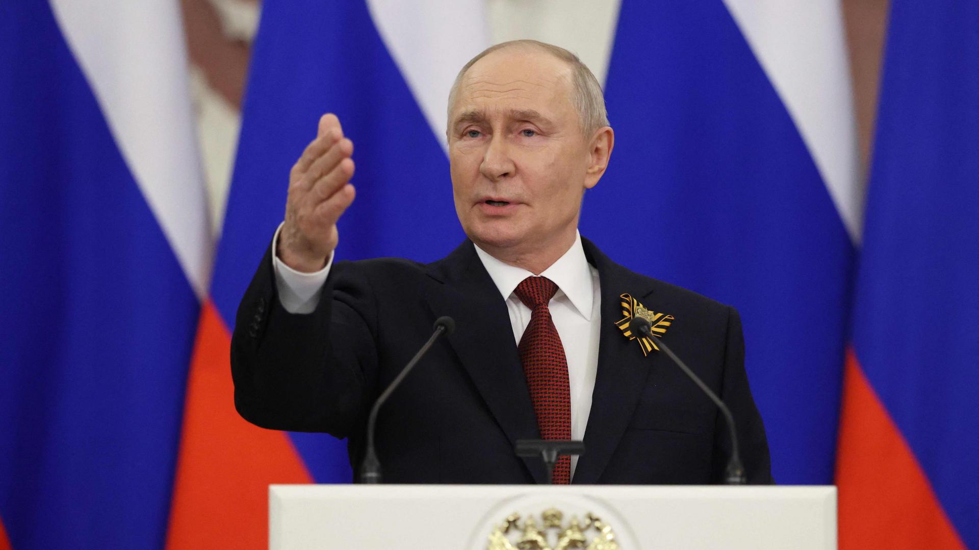 Putin bringt Schröder als Vermittler ins Gespräch